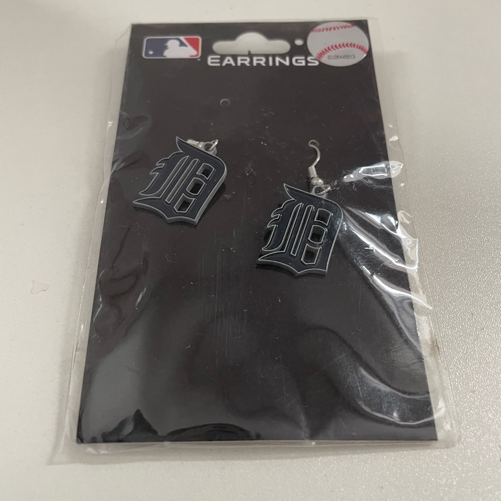 Detroit Tigers earrings